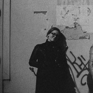 Meet your Posher, Hilary